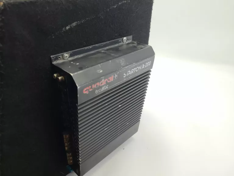 TUBA SAMOCHODWA JBL WZMACNIACZ STARTON A-200