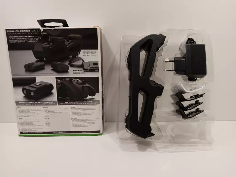 ŁADOWARKA DO PADÓW XBOX SERIES X/S / ONE POWERA DUAL CHARGING STATION XBOX