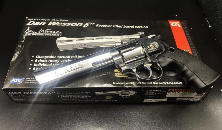 REWOLWER ASG CO2 DAN WESSON 6'' SILVER