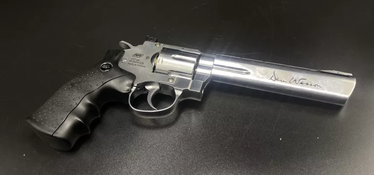 REWOLWER ASG CO2 DAN WESSON 6'' SILVER