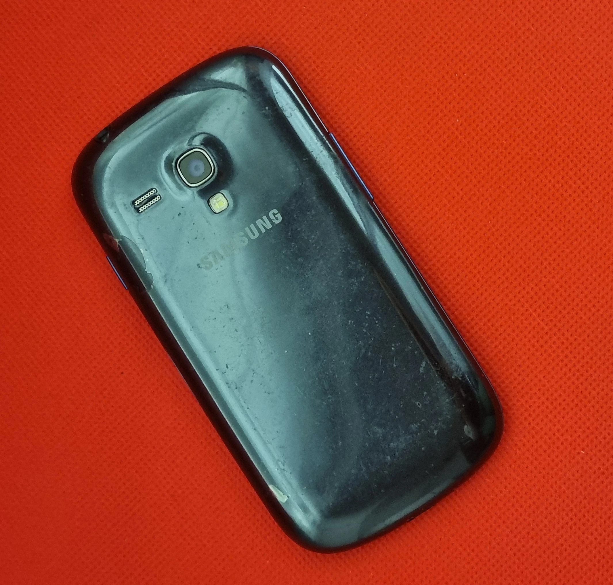 telefon-samsung-s-3-mini-ean-gtin-8806085392953