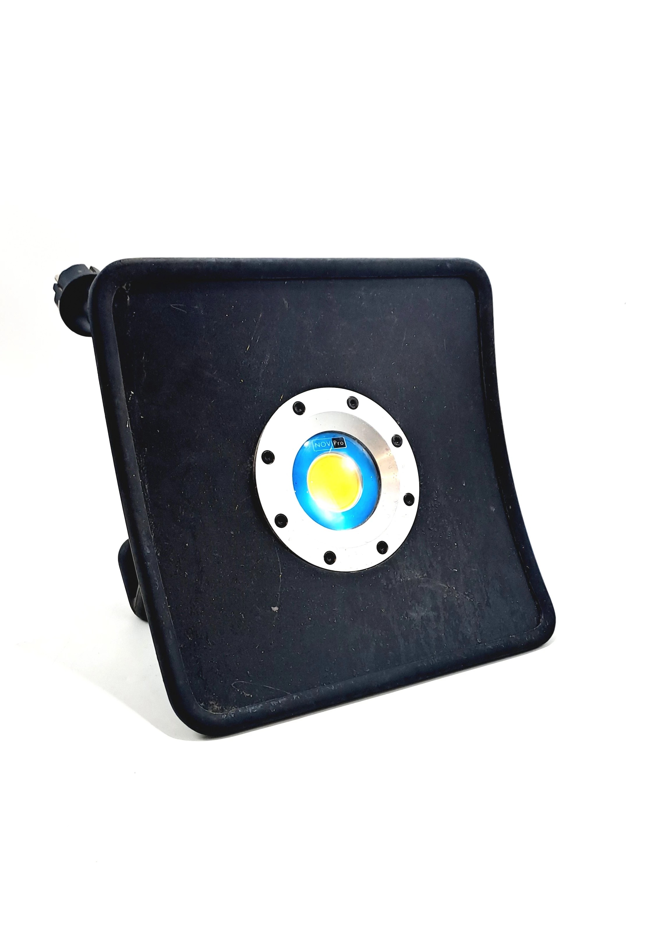 naswietlacz-led-novipro-30w-koscielna-27a-gryfino-green