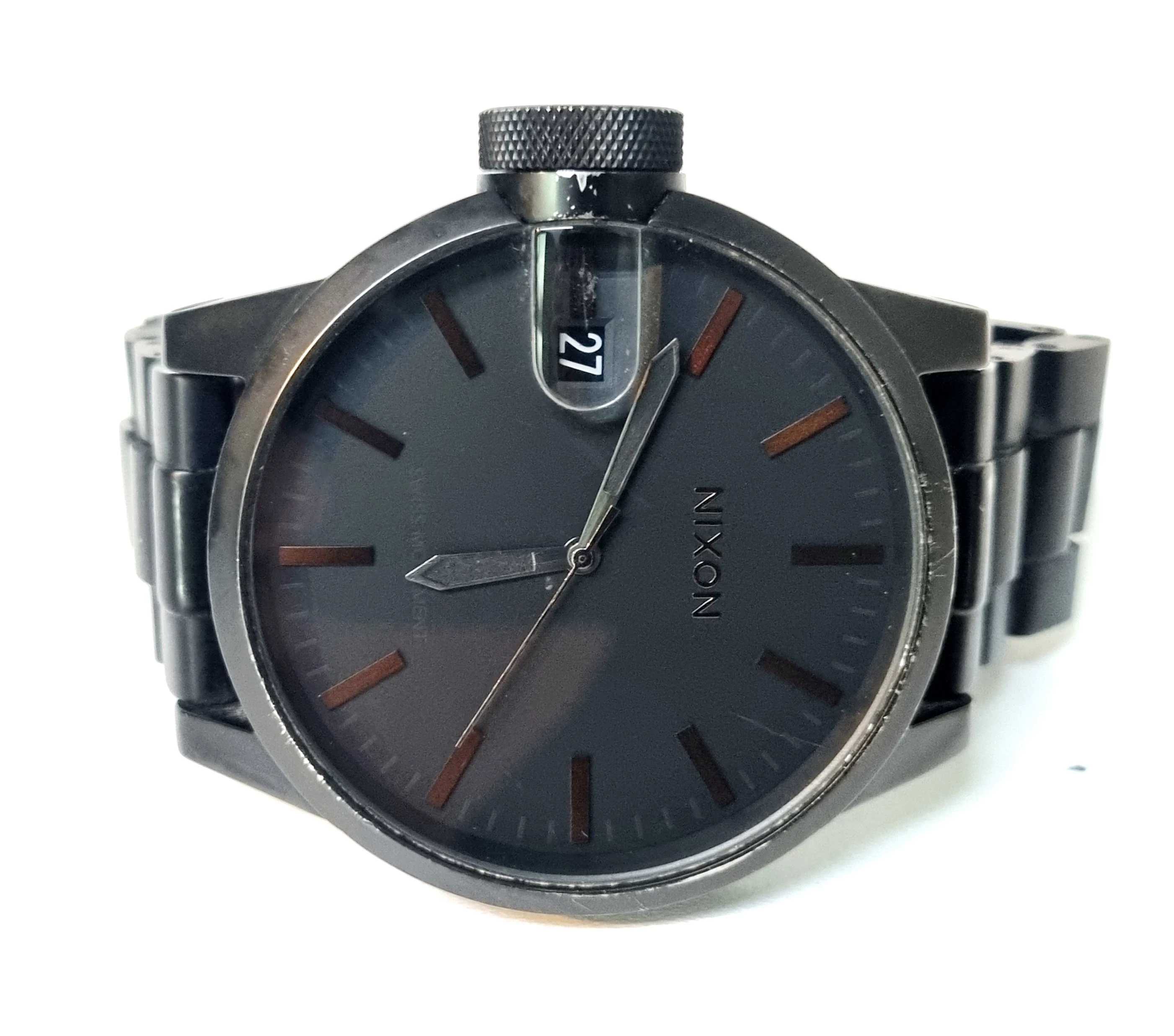 zegarek-nixon-chronicle-ss-czarny-na-bransolecie-dzialynskiego-1-swarzedz