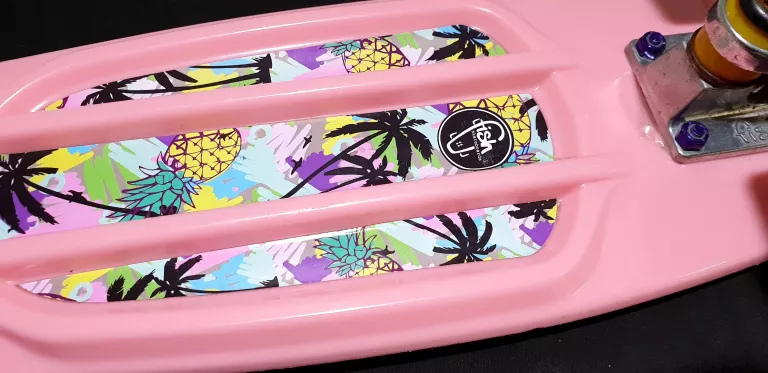 DESKOROLKA FISHSKATEBOARDS FISZKA RÓŻOWA