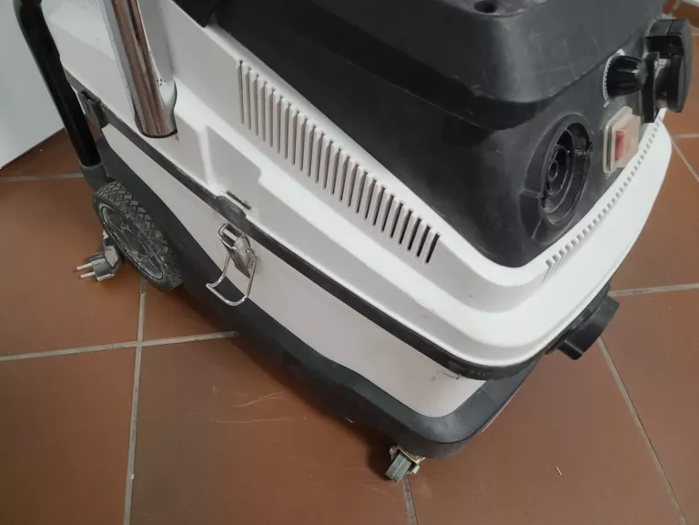 ODKURZACZ DO GIPSU FILTR WODNY 1600W DEDRA DED6603