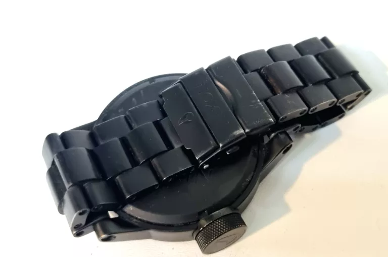 ZEGAREK NIXON CHRONICLE SS CZARNY NA BRANSOLECIE