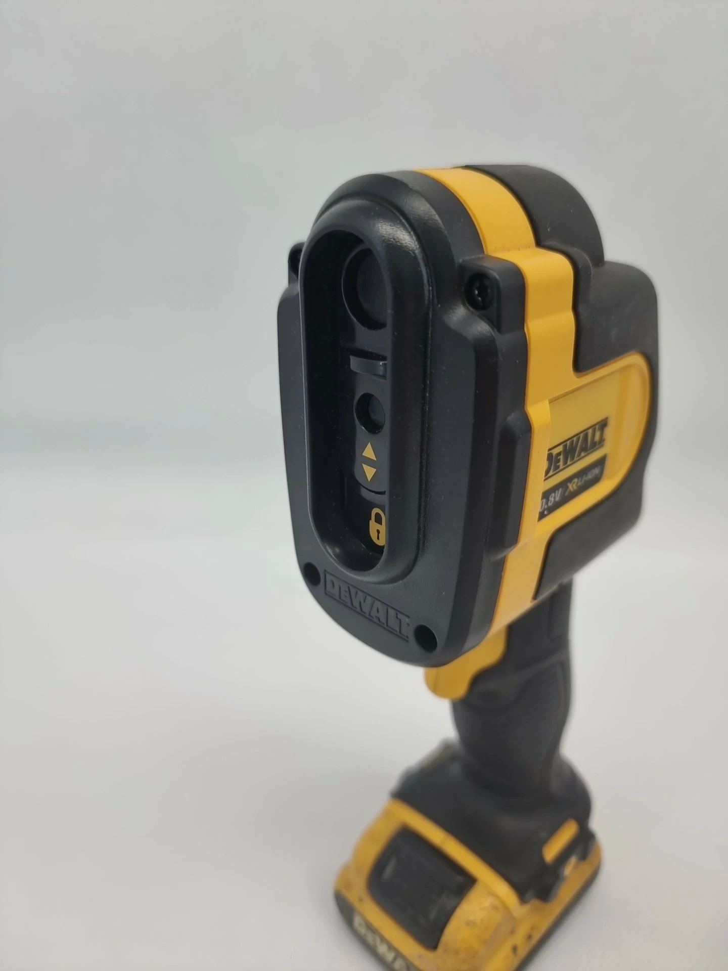 kamera-termowizyjna-dewalt-dct416-zawiera-baterie-250685-2006716