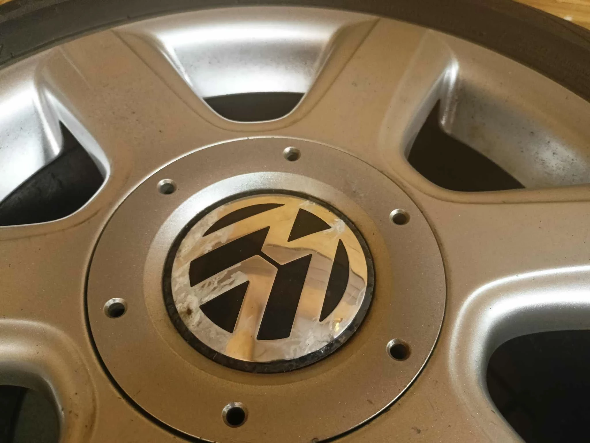 felgi-bbs-16-vw-7x16-et59-7m3601025e-5x112-opony-21555-r16-stan-11323-2