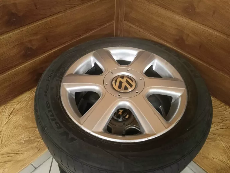 felgi-bbs-16-vw-7x16-et59-7m3601025e-5x112-opony-21555-r16-ean-gtin-0711719183662