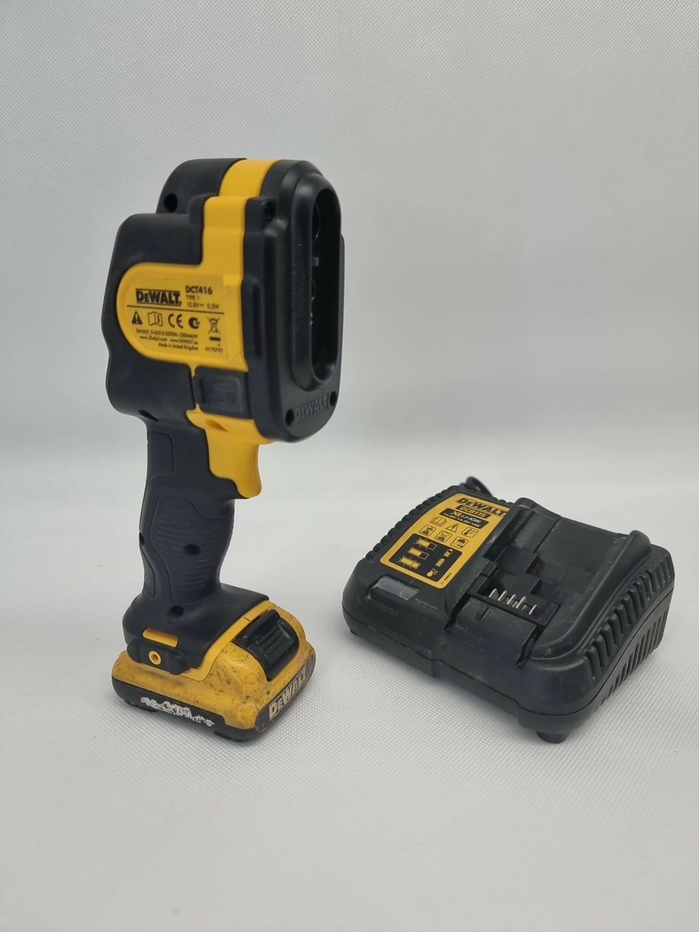 kamera-termowizyjna-dewalt-dct416-dabrowszczakow-1811-sj-olsztyn