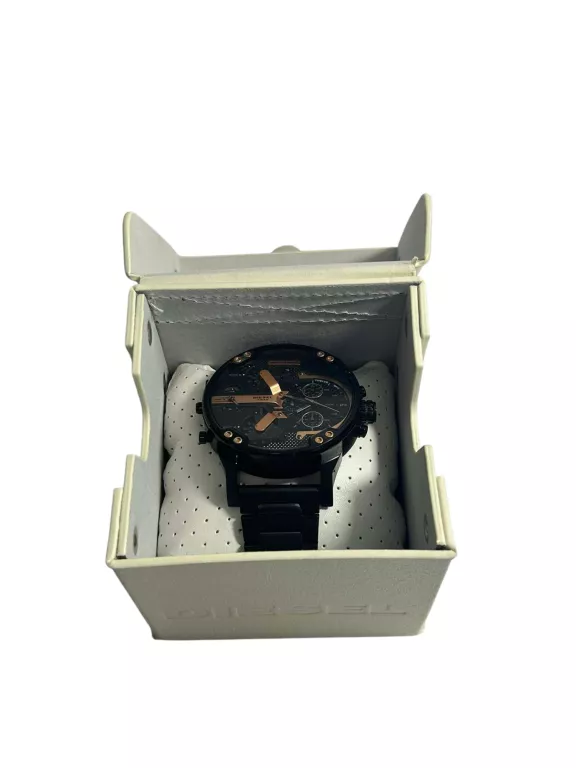 ZEGAREK DIESEL MR DADDY 2.0 DZ-7312