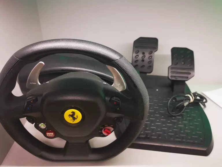 KIEROWNICA I PEDAŁY THRUSTMASTER FERRARI 458 RW XBOX360