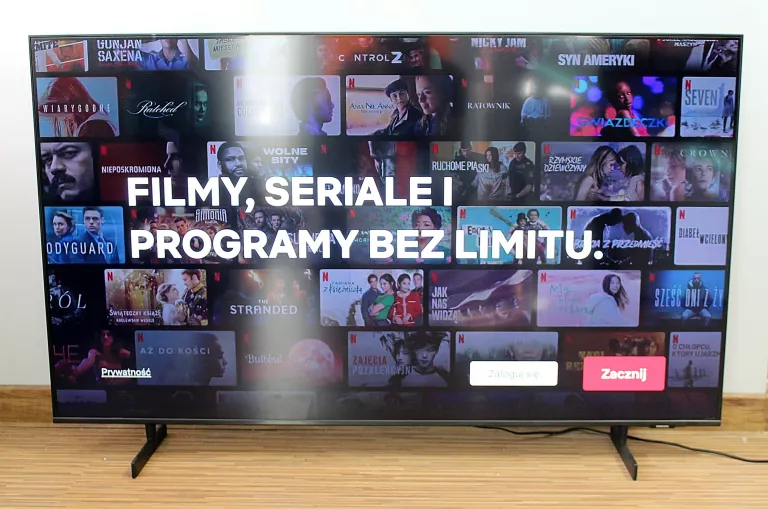 TELEWIZOR SAMSUNG UE55AU8002K 55" LED 4K TIZEN TV
