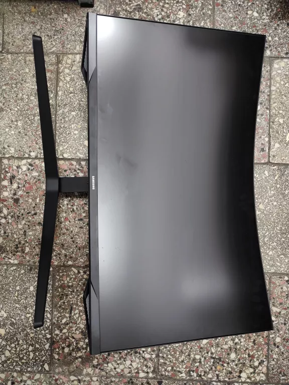 MONITOR SAMSUNG ODYSSEY G5 32 CALE KARTON FAKTURA