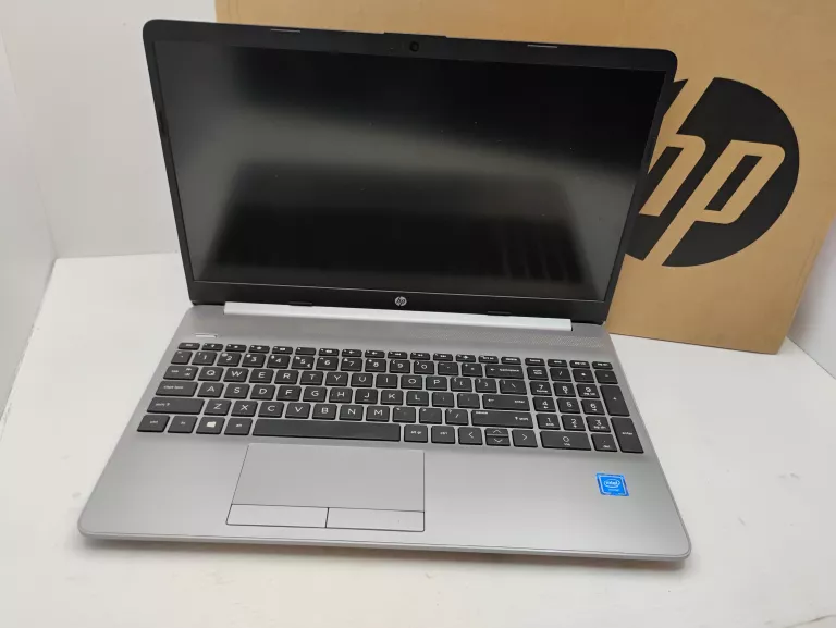 LAPTOP HP 250 G8 KOMPLET