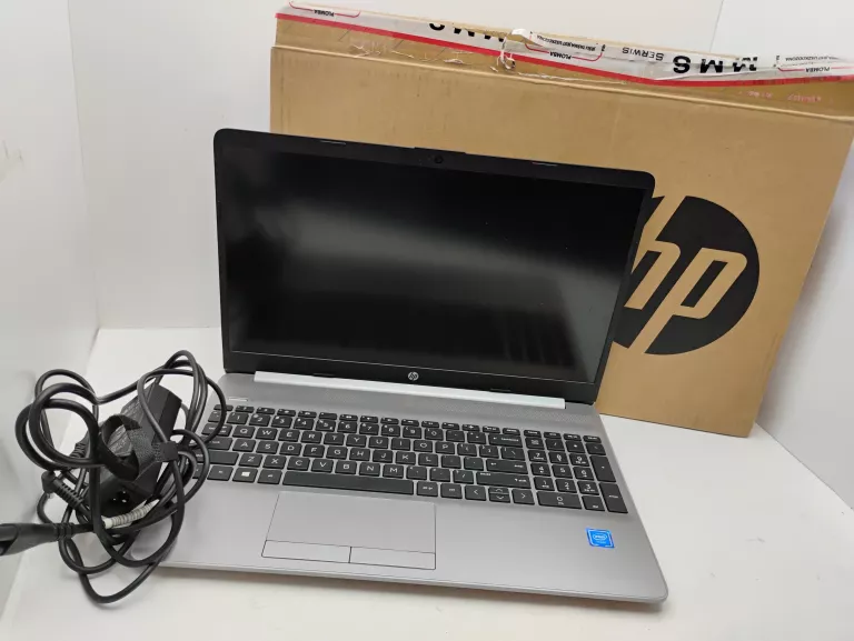 LAPTOP HP 250 G8 KOMPLET