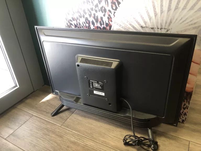 TELEWIZOR MANTA LED 32 32LH89T
