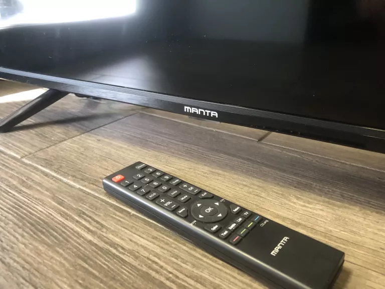 TELEWIZOR MANTA LED 32 32LH89T
