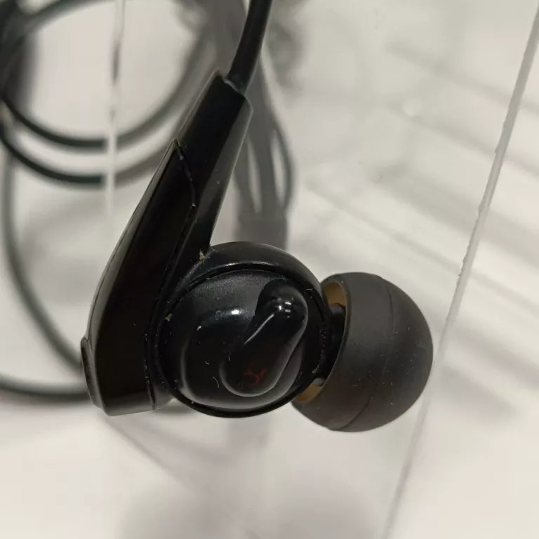 SLUCHAWKI SONY MDR-NC31E Z CYFROWĄ REDUKCJĄ SZUMÓW