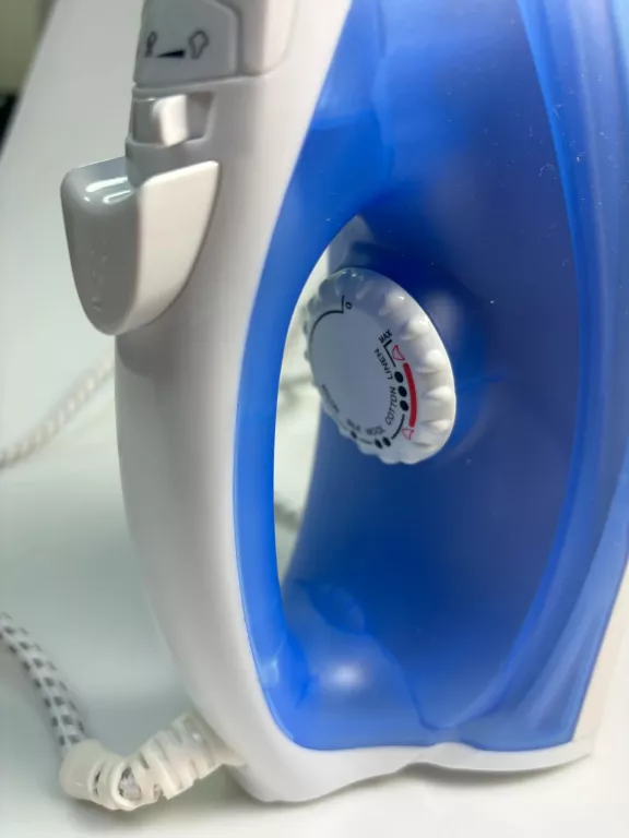 ŻELAZKO RICCO 1200W ROHS
