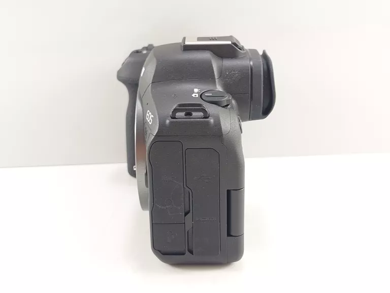 canon-eos-r6-mark-ii-body-rozdzielczosc-2400