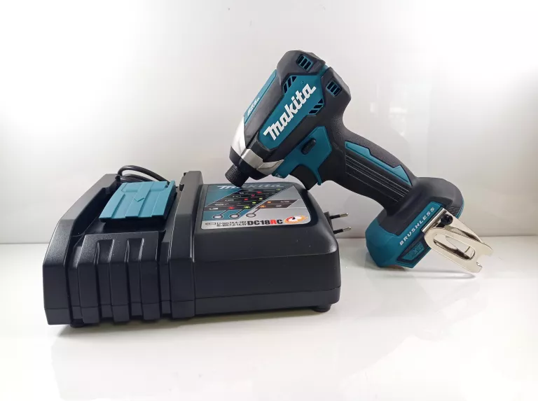 ZAKRĘTARKA MAKITA DTD153 + ŁADOWARKA