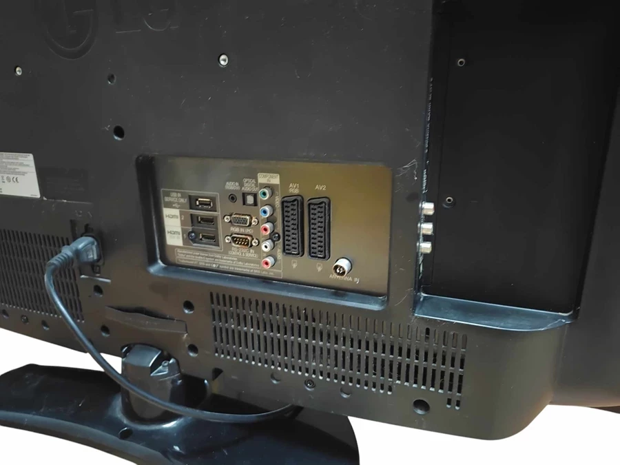 telewizor-lg-32lh3000-lcd-32-format-hd-129294-2