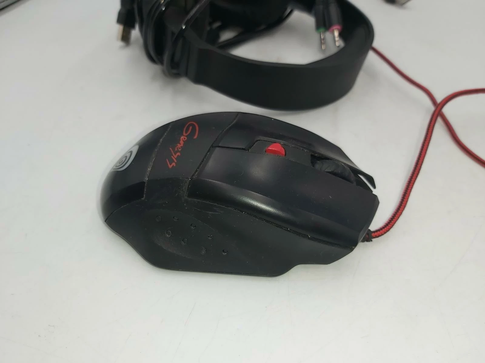 zestaw-gamingowy-tracer-genesis-mysz-sluchawki-gamezone-radian-grb-flow-sensor-515-1