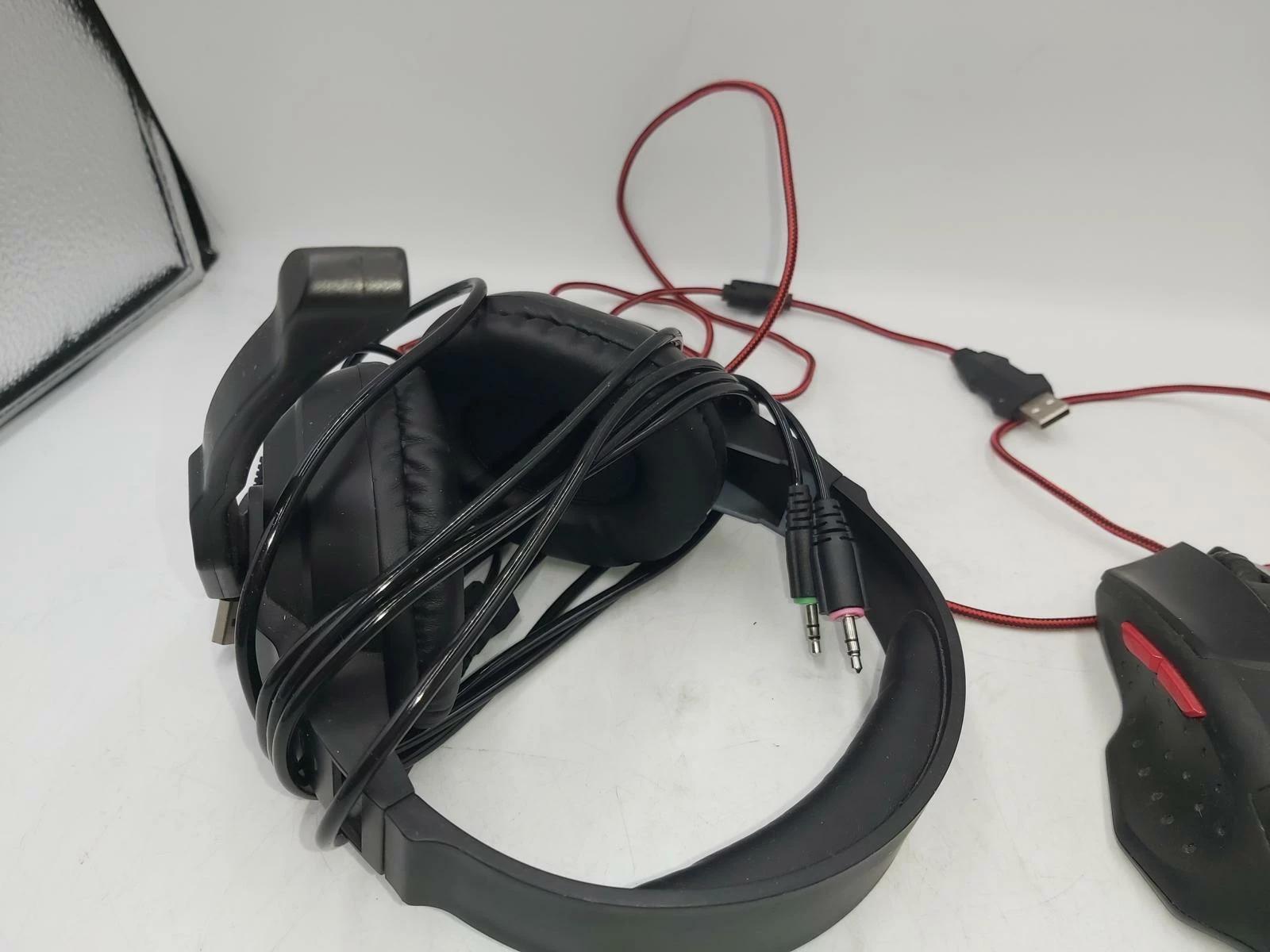 zestaw-gamingowy-tracer-genesis-mysz-sluchawki-gamezone-radian-grb-flow-producent-248914-1705112