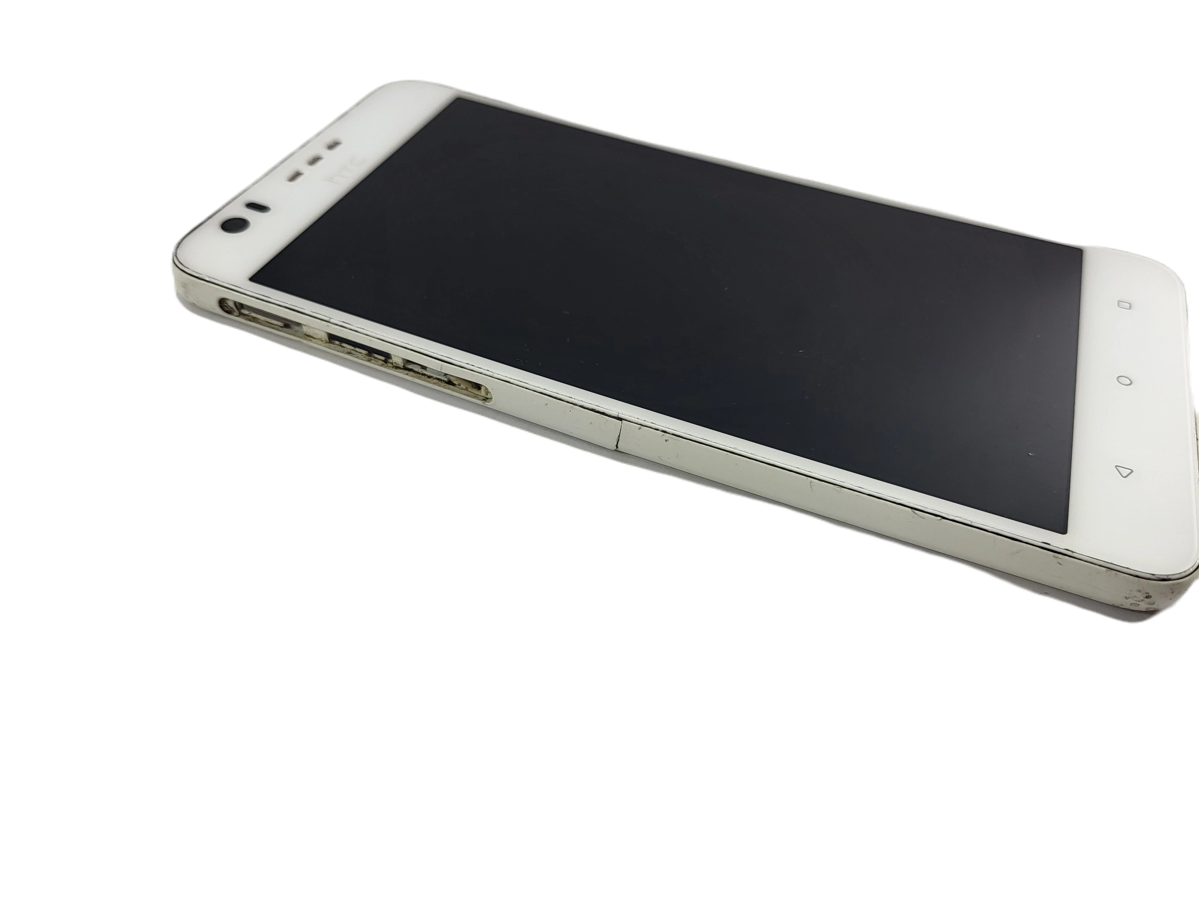 telefon-htc-desire-825-bialy-55-2gb16gb-opis-pamiec-ram-202865-214129