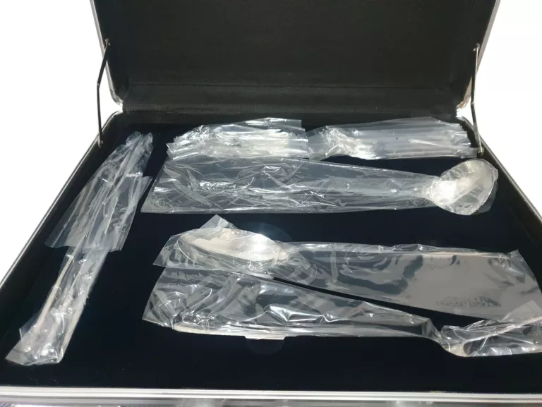 sztucce-philipiak-milano-esile-39-el-komplet-sztuccow-dla-6-osob-walizka-liczba-elementow-w-zestawie-39