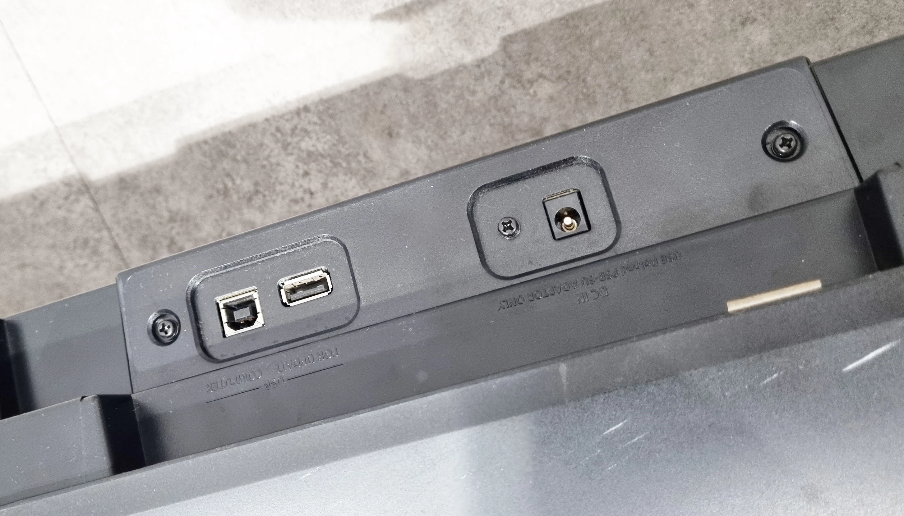 pianino-cyfrowe-roland-fp10-waga-produktu-z-opakowaniem-jednostkowym-12600