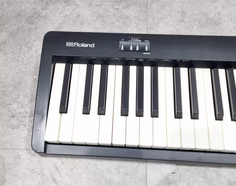 pianino-cyfrowe-roland-fp10-stan-11323-2