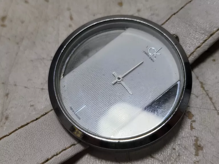 ZEGAREK CALVIN KLEIN BIAŁY PASEK