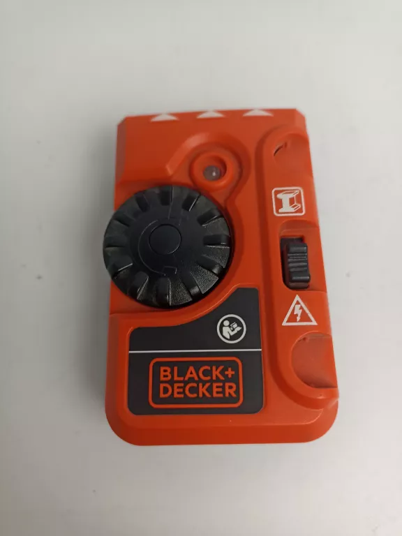 WYKRYWACZ METALU I PRZEWODÓW ELEKTRYCZNYCH BLACK&DECKER BDS200-XJ