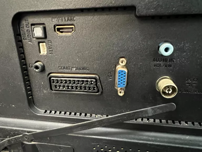 telewizor-phillips-20pfl3108h-przekatna-ekranu-cale-2000