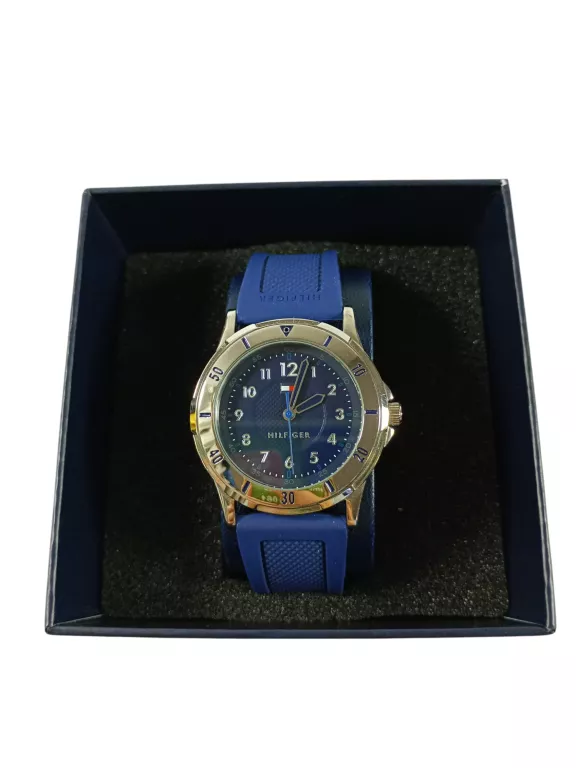 ZEGAREK DLA CHŁOPCA TOMMY HILFIGER KIDS 1720040 GRANATOWY PASEK