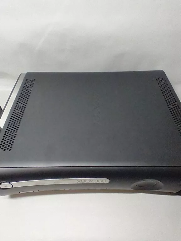 KONSOLA XBOX360