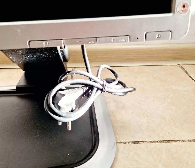 MONITOR HP COMPAQ LA1951G