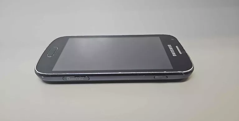 TELEFON SAMSUNG GTS7560 USZKODZONY