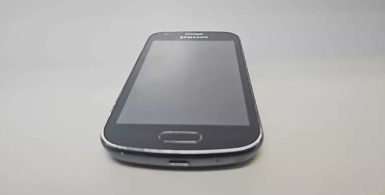 TELEFON SAMSUNG GTS7560 USZKODZONY