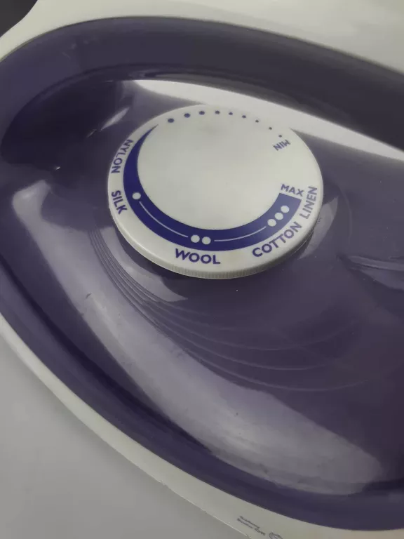ŻELAZKO PHILIPS EASYSPEED PLUS GC2048