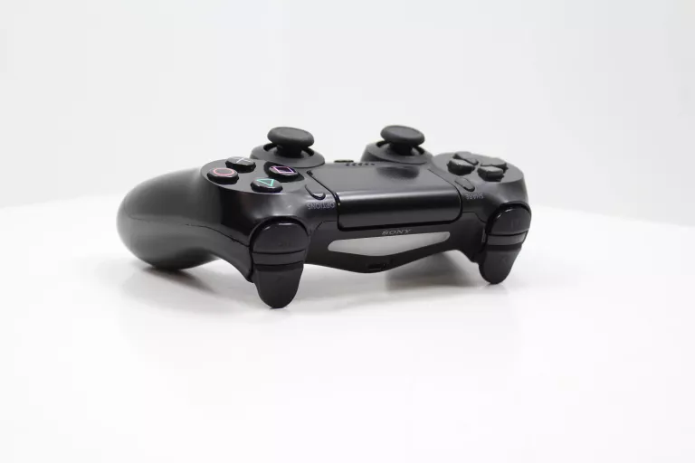PAD SONY PS4 OPIS!