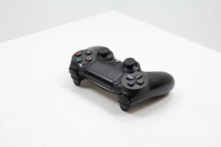 PAD SONY PS4 OPIS!