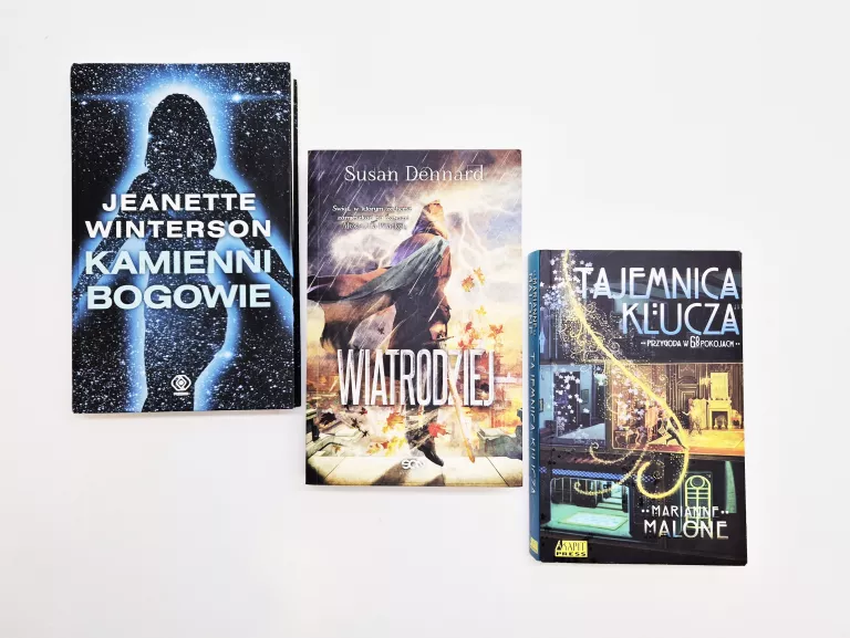 KOMPLET: 3 KSIĄŻKI FANTASY/SCI FI
