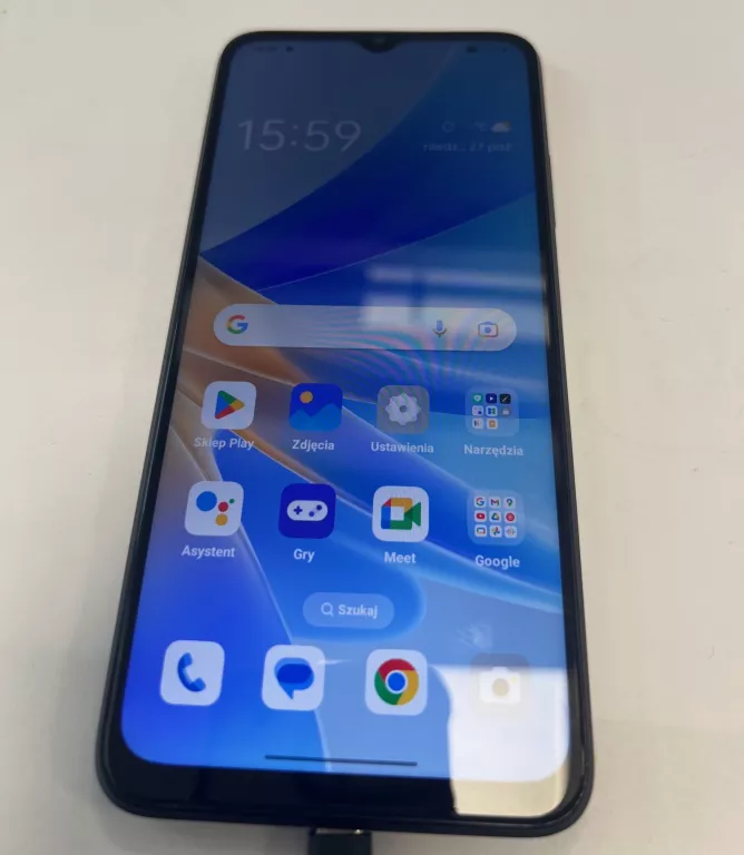 SMARTFON OPPO A17 4 GB / 64 GB