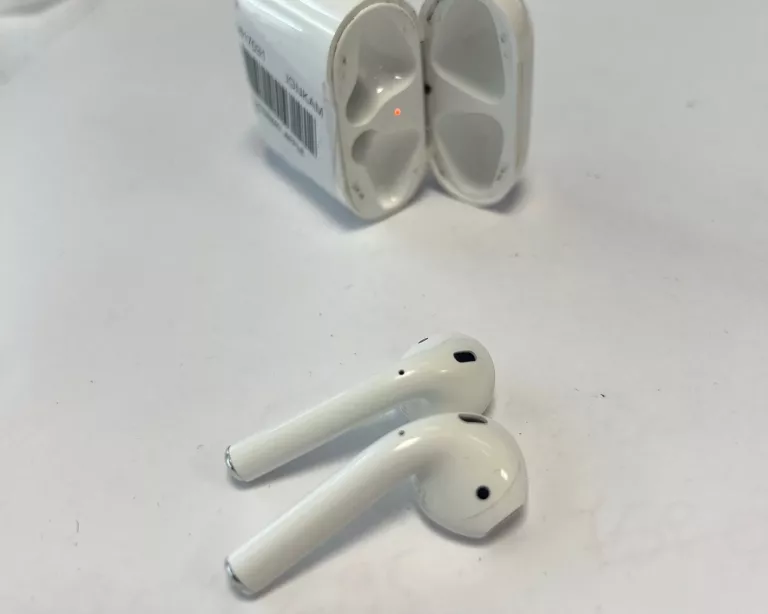 APPLE AIRPODS  A2031