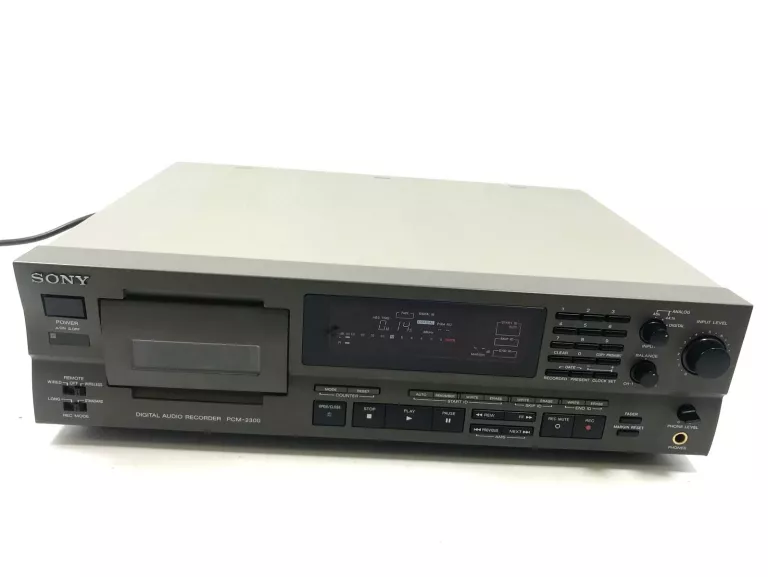 SONY PCM 2300 DAT CYFROWY MAGNETOFON PROFESJONALNY