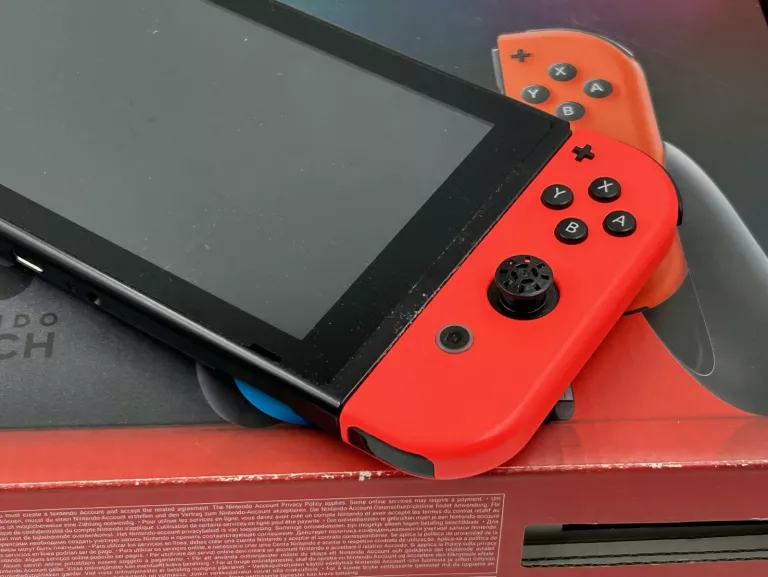 KONSOLA NINTENDO SWITCH KARTON 2 GRY