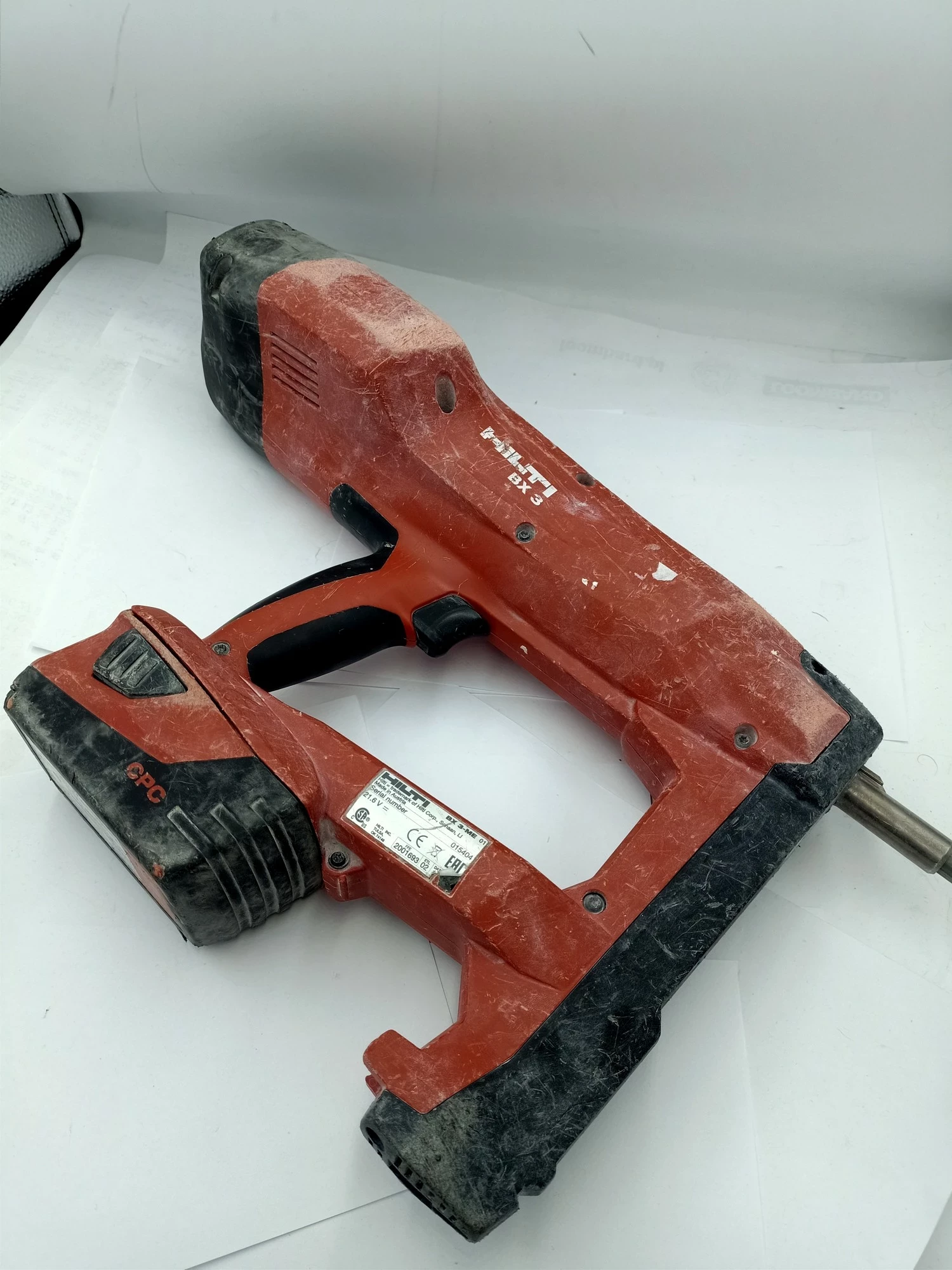 gwozdziarka-osadzak-hilti-bx-3-me-z-ladowarka-stan-11323-2